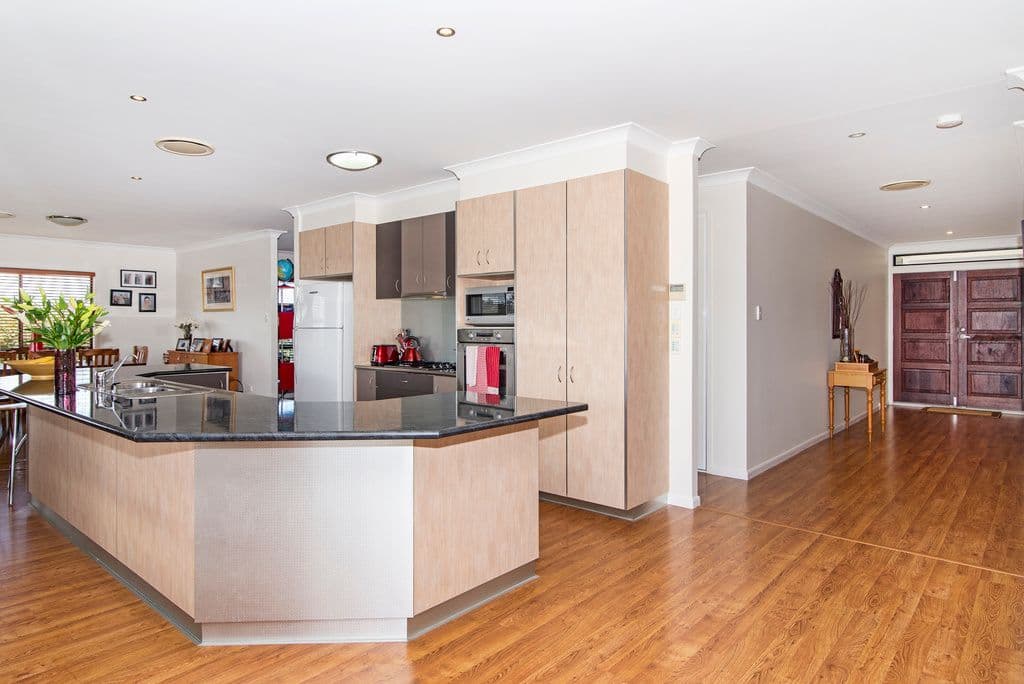 34 Freyling Road, HODGSON VALE QLD 4352, Hodgson Vale - Thumbnail 3
