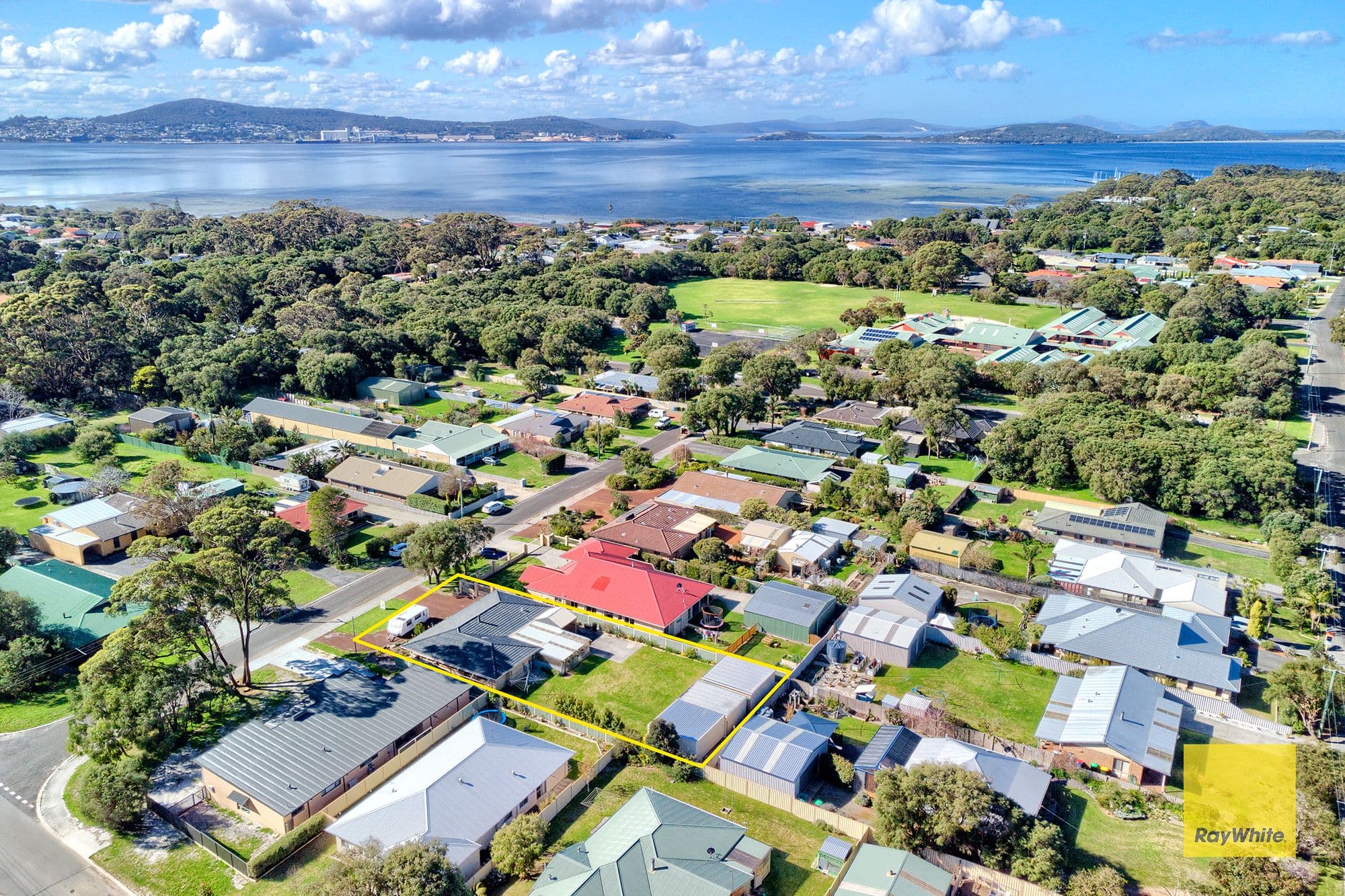 13 Grove Street West, Little Grove WA 6330, Little Grove - Thumbnail 3