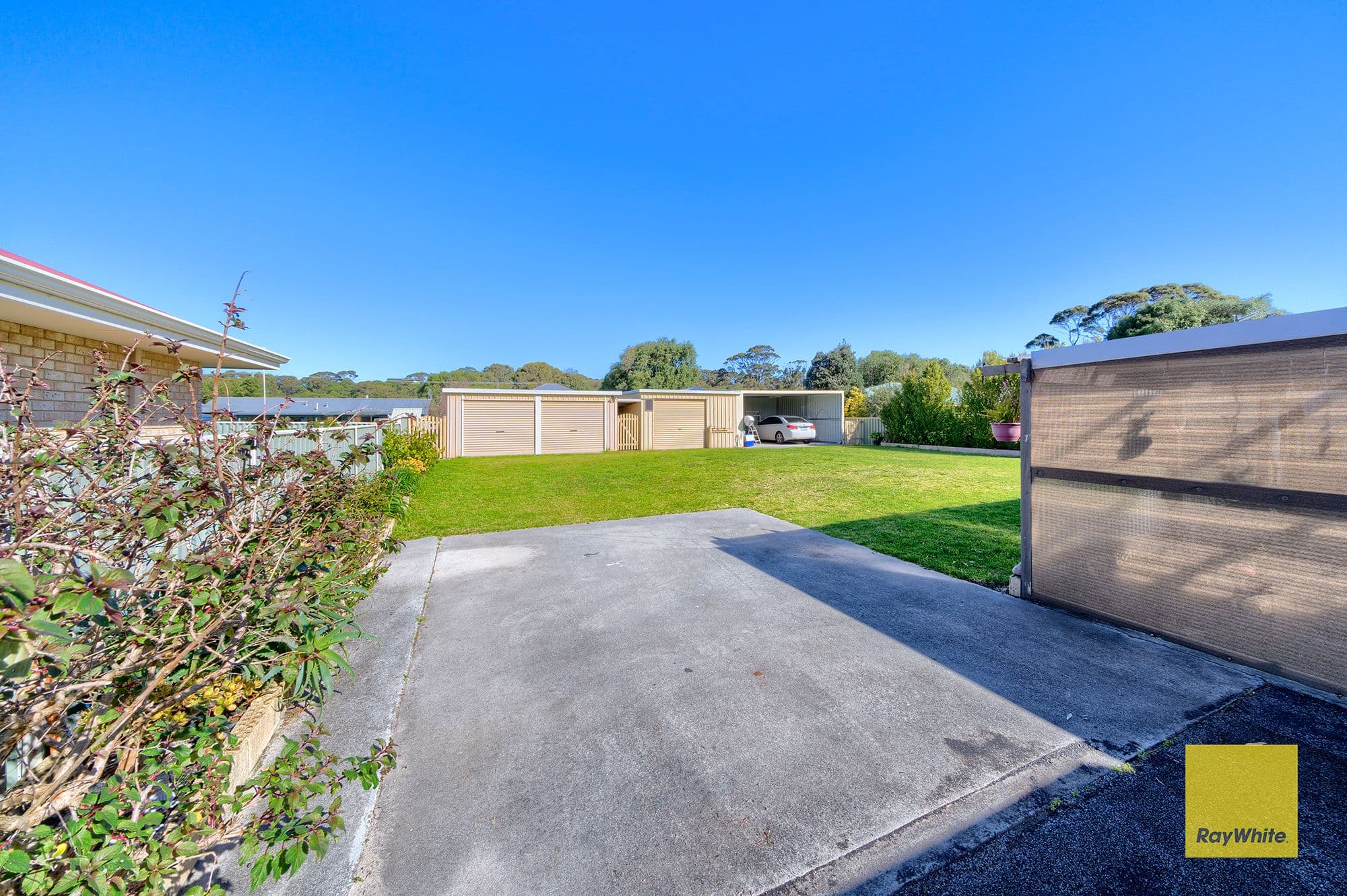 13 Grove Street West, Little Grove WA 6330, Little Grove - Thumbnail 4