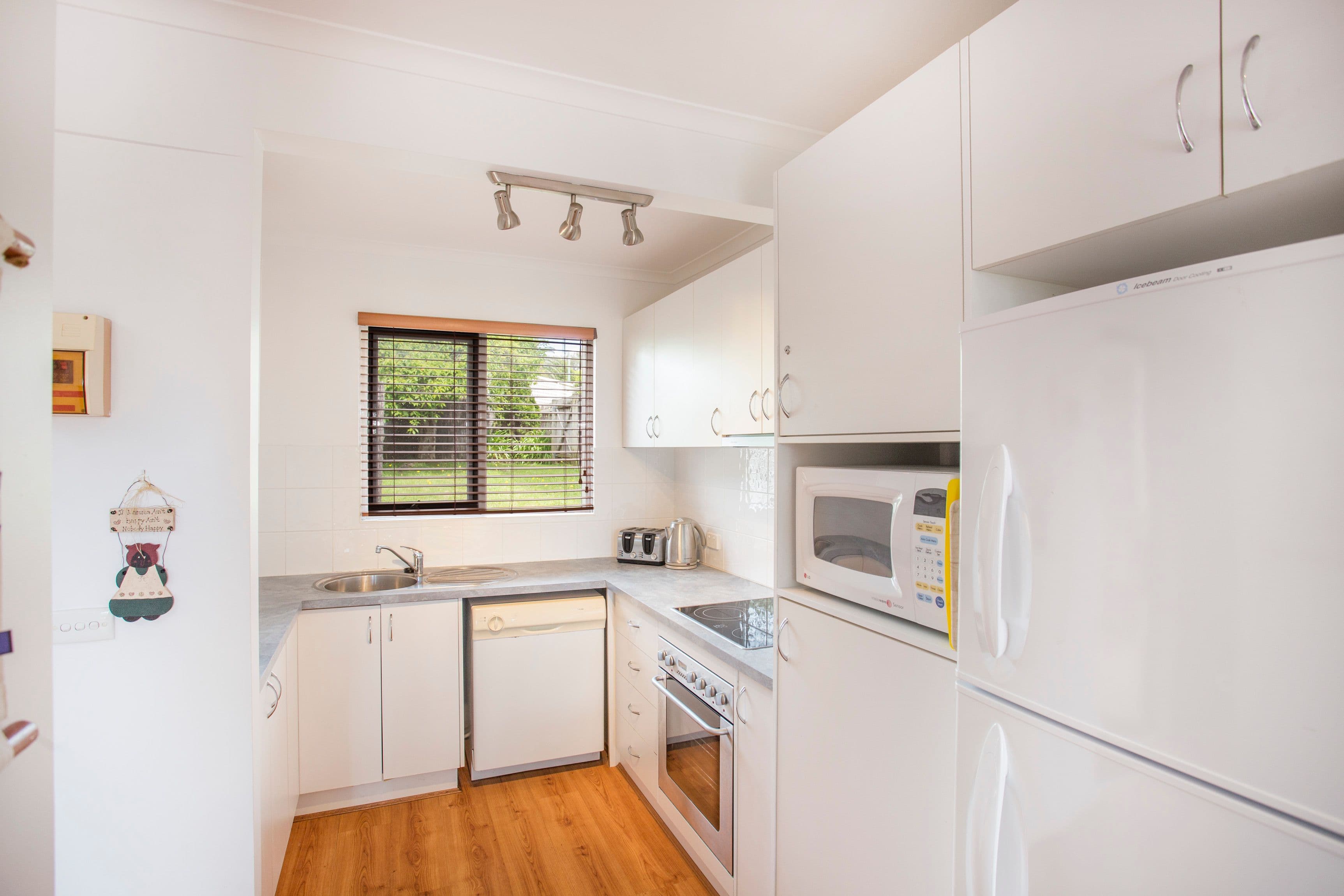 336 Beach Road, Batehaven NSW 2536, Batehaven - Thumbnail 5
