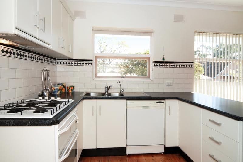 8 Mitchell Street, SEAVIEW DOWNS SA 5049, Seaview Downs - Thumbnail 2