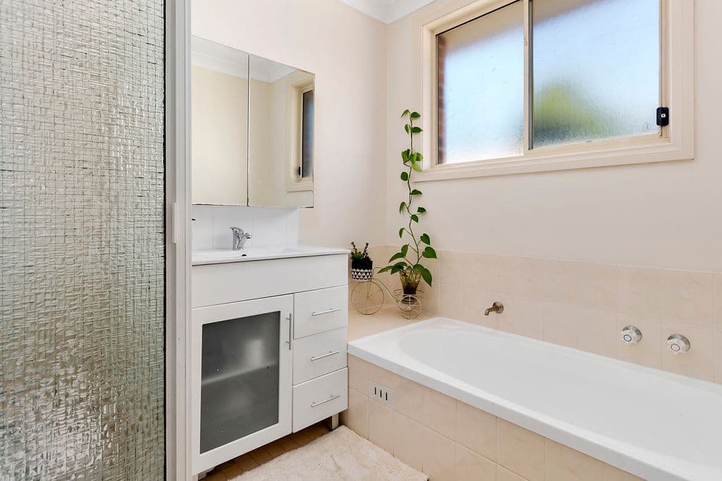 38 Whitford Road, Hinchinbrook NSW 2168, Hinchinbrook - Thumbnail 6