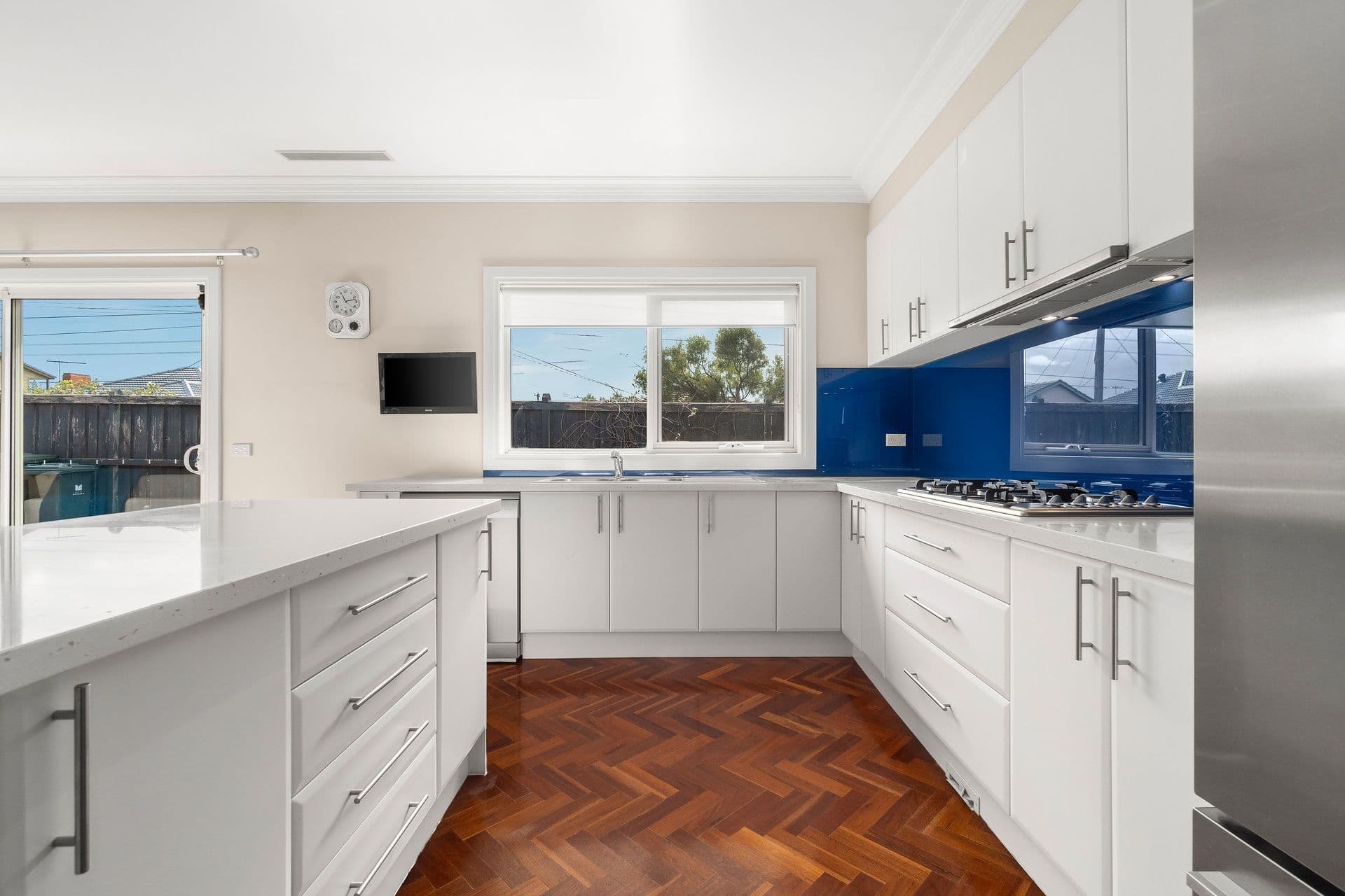 1 Seaview Crescent, Mulgrave VIC 3170, Mulgrave - Thumbnail 5