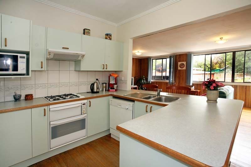 15 Foch Street, BOX HILL SOUTH VIC 3128, Box Hill South - Thumbnail 3