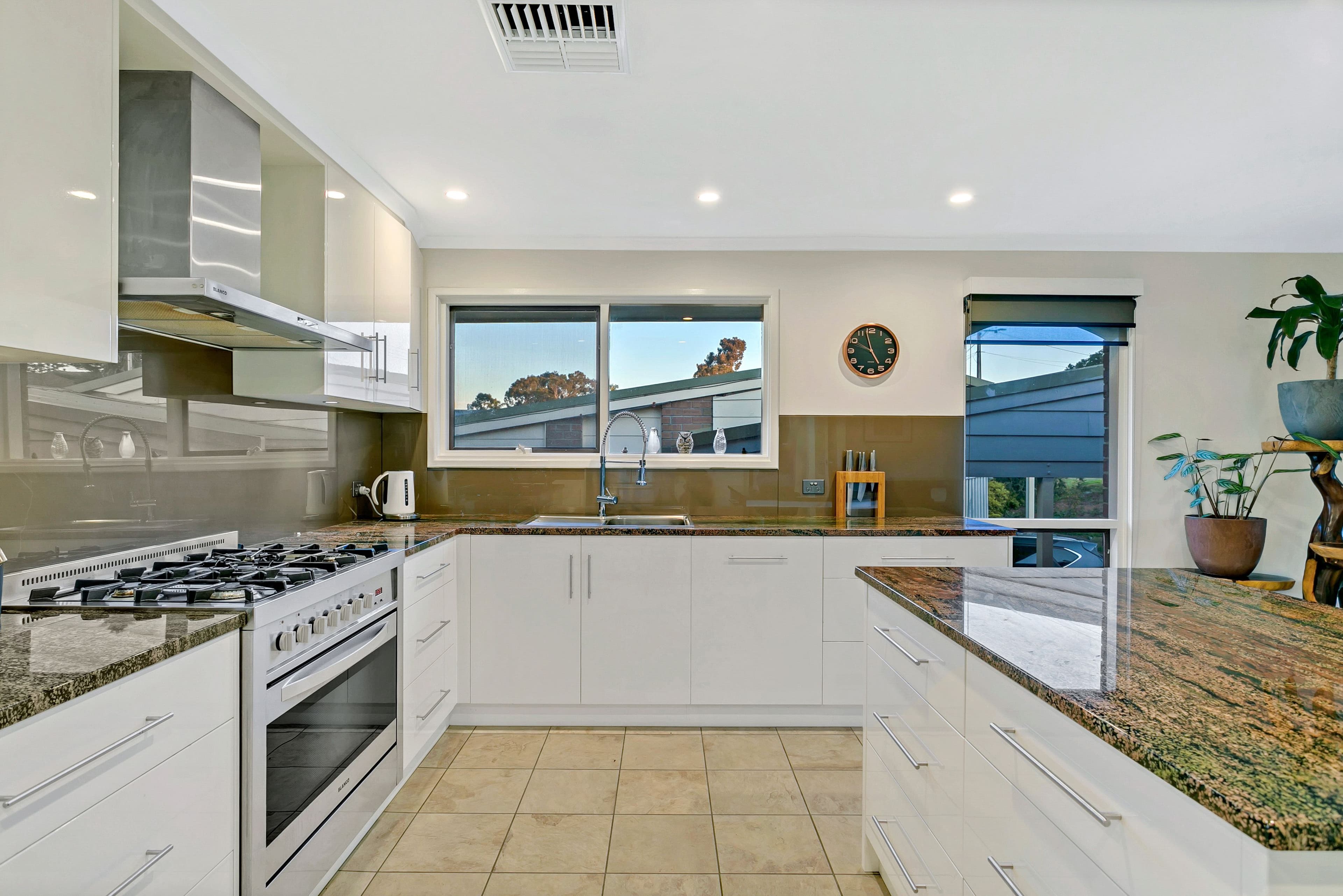 29 Bellavista Road, Flagstaff Hill SA 5159, Flagstaff Hill - Thumbnail 2