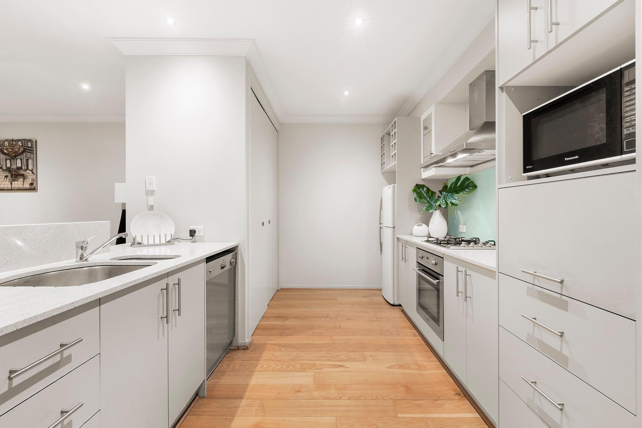 6C Brockhoff Drive, Burwood VIC 3125, Burwood - Thumbnail 3