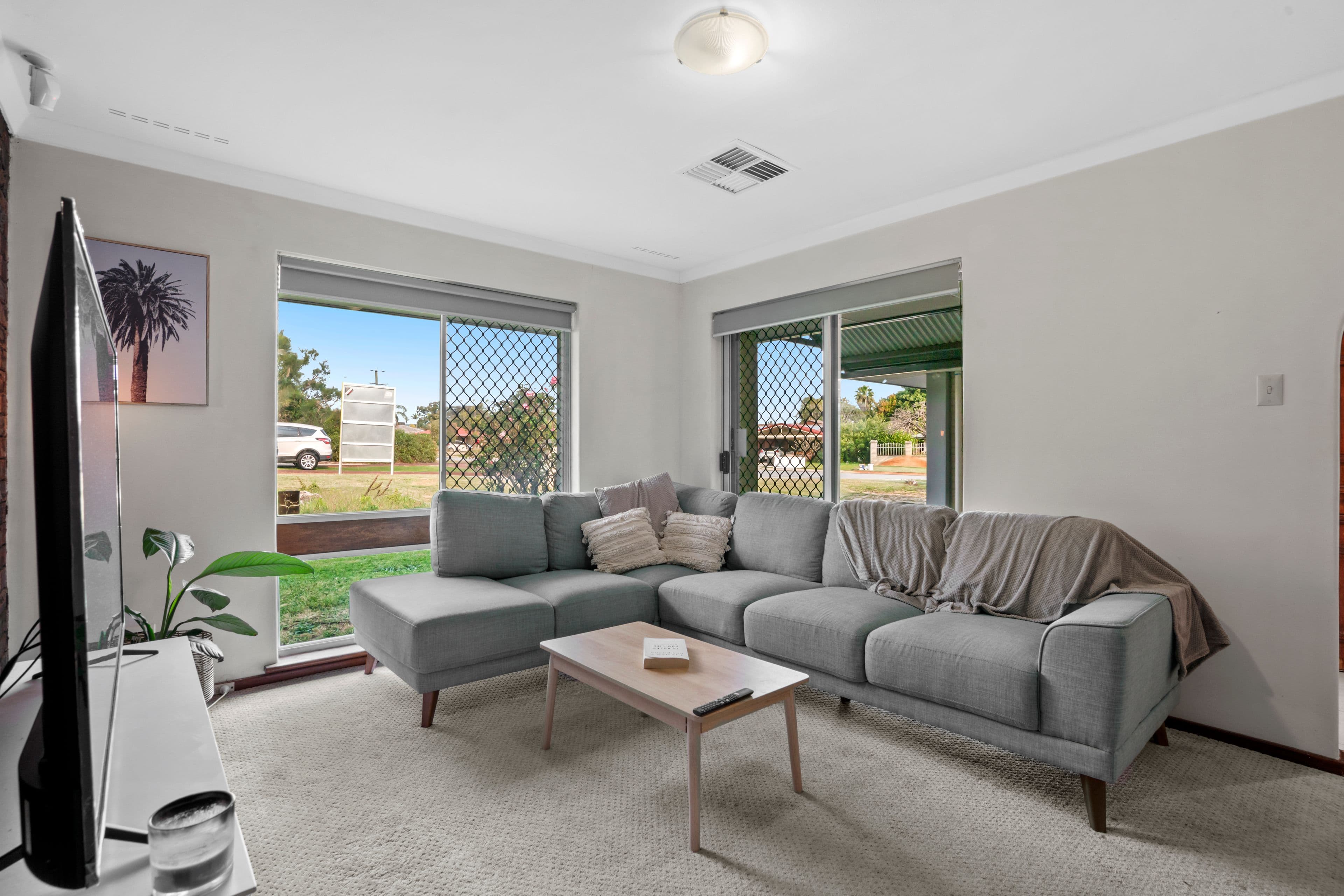 2 Aldworth Crescent, Gosnells WA 6110, Gosnells - Thumbnail 4