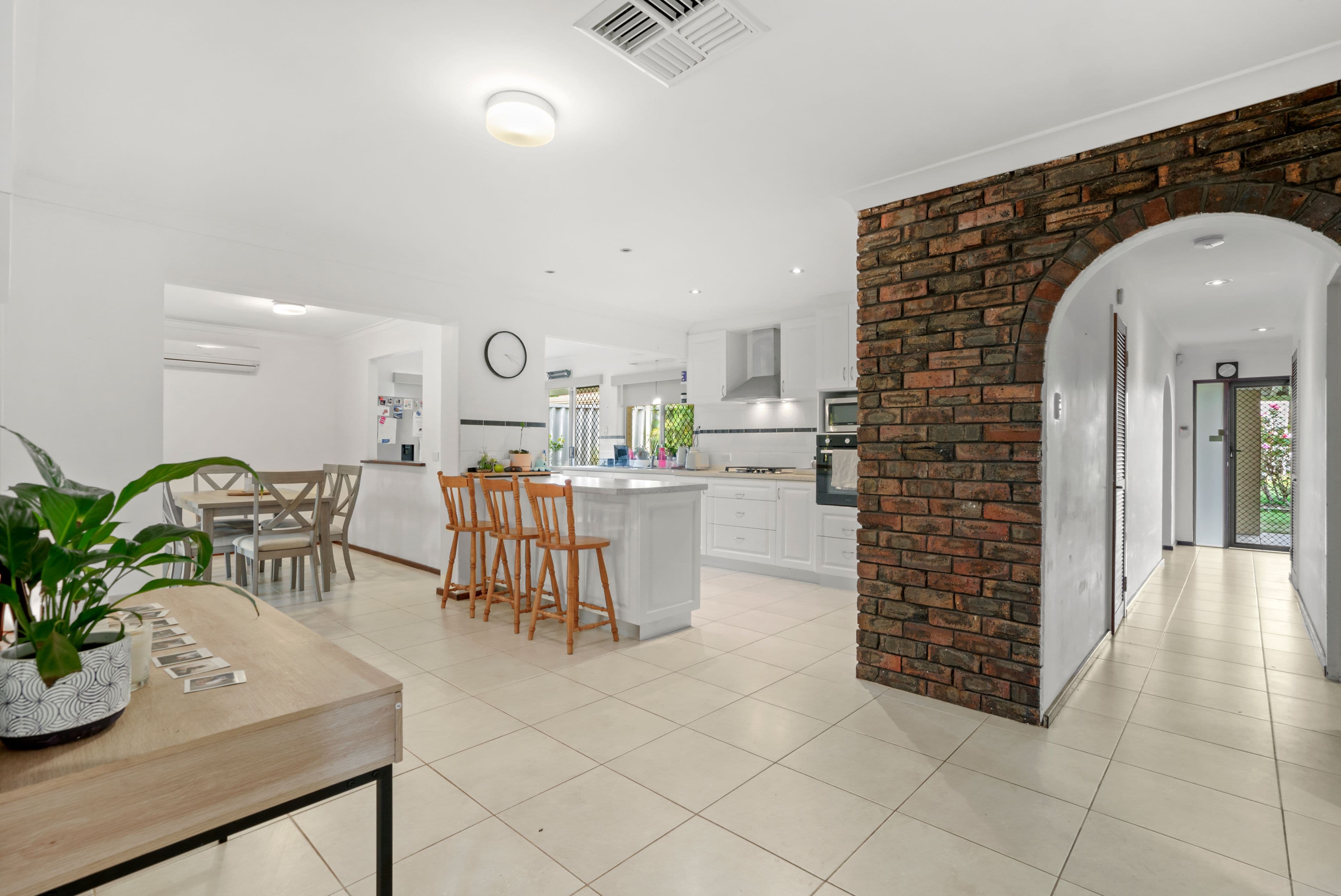 2 Aldworth Crescent, Gosnells WA 6110, Gosnells - Thumbnail 5