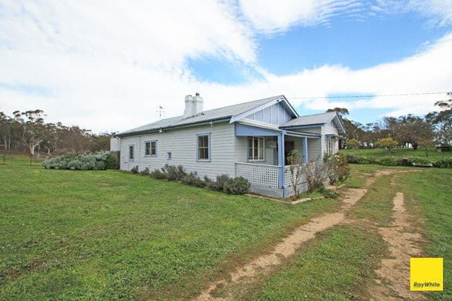 124 Clare Lane, Bungendore - Image 1