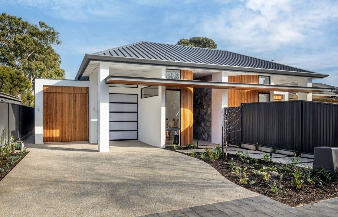 1 Laurence Street, Lower Mitcham SA 5062, Lower Mitcham - Image 1