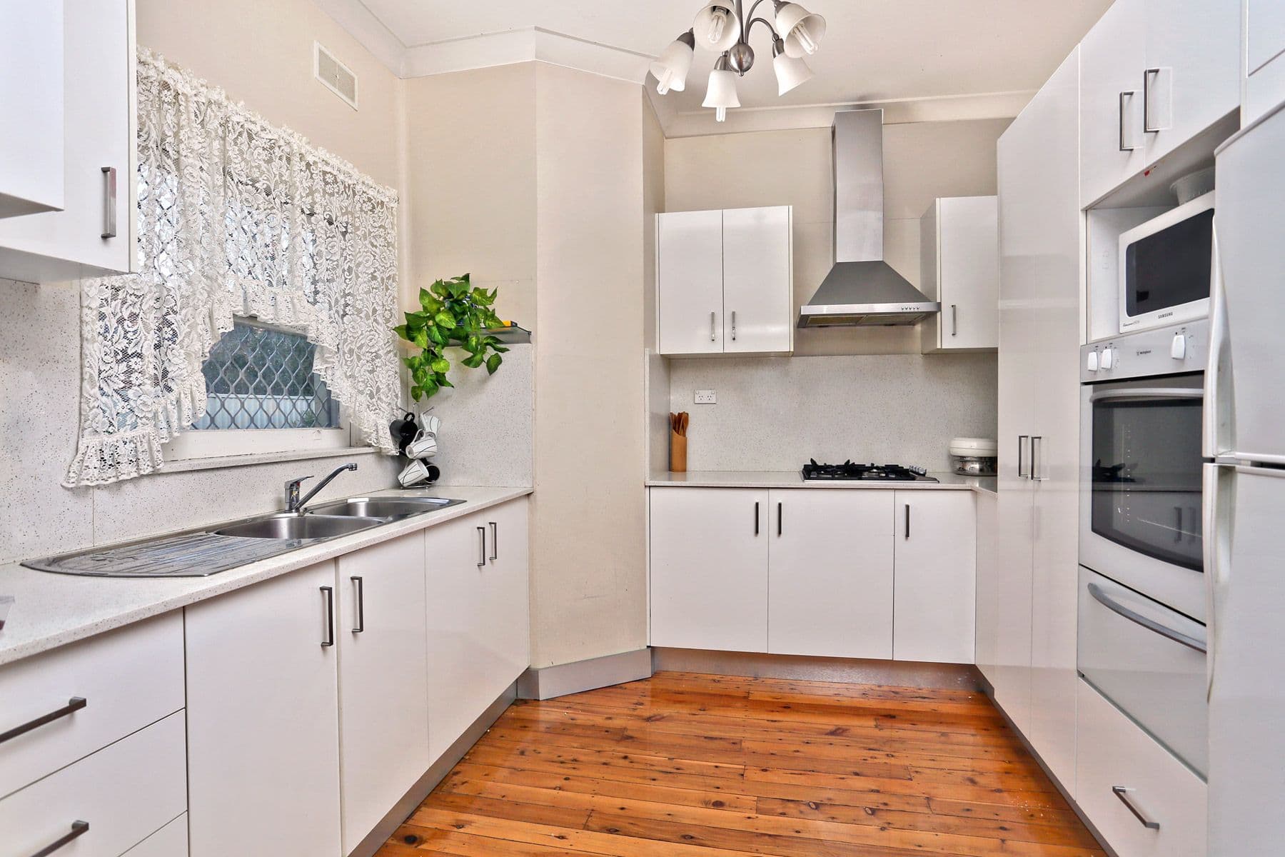 217 Windsor Road, Northmead NSW 2152, Northmead - Thumbnail 2
