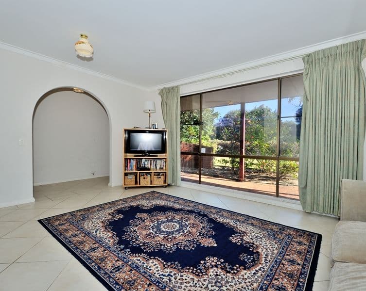 10 Stirling Court, NORANDA WA 6062, Noranda - Thumbnail 6