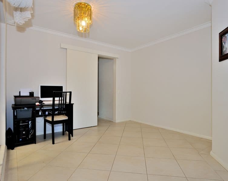 10 Stirling Court, NORANDA WA 6062, Noranda - Thumbnail 7
