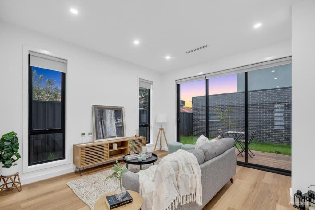 1/4 Joseph Street, Bundoora - Thumbnail 3