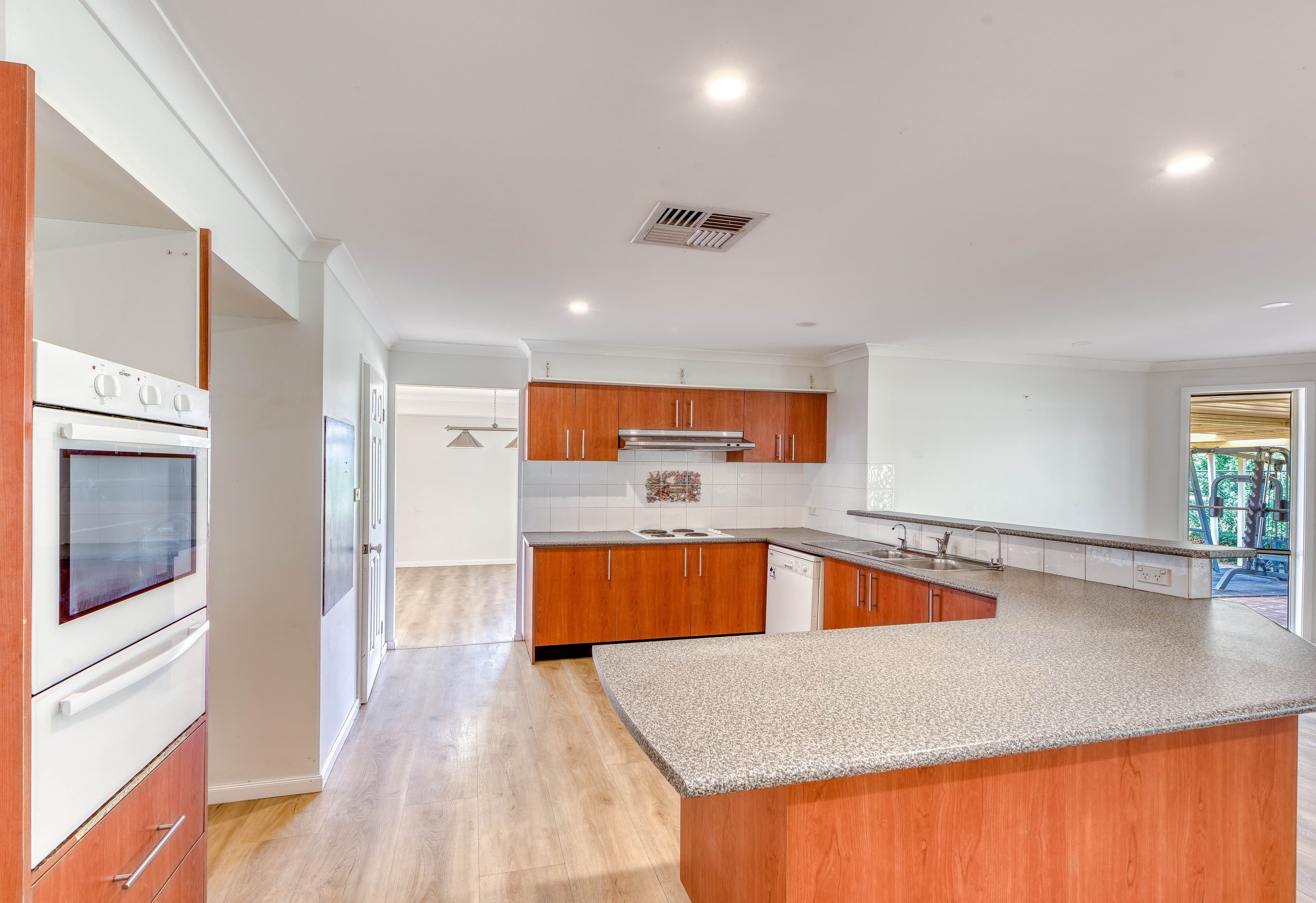 763 Mount Hercules Road, Razorback - Thumbnail 5