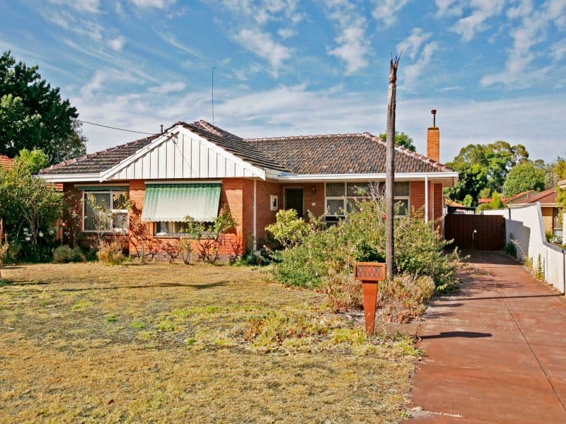 19 Leeds Street, DIANELLA WA 6059, Dianella - Thumbnail 2