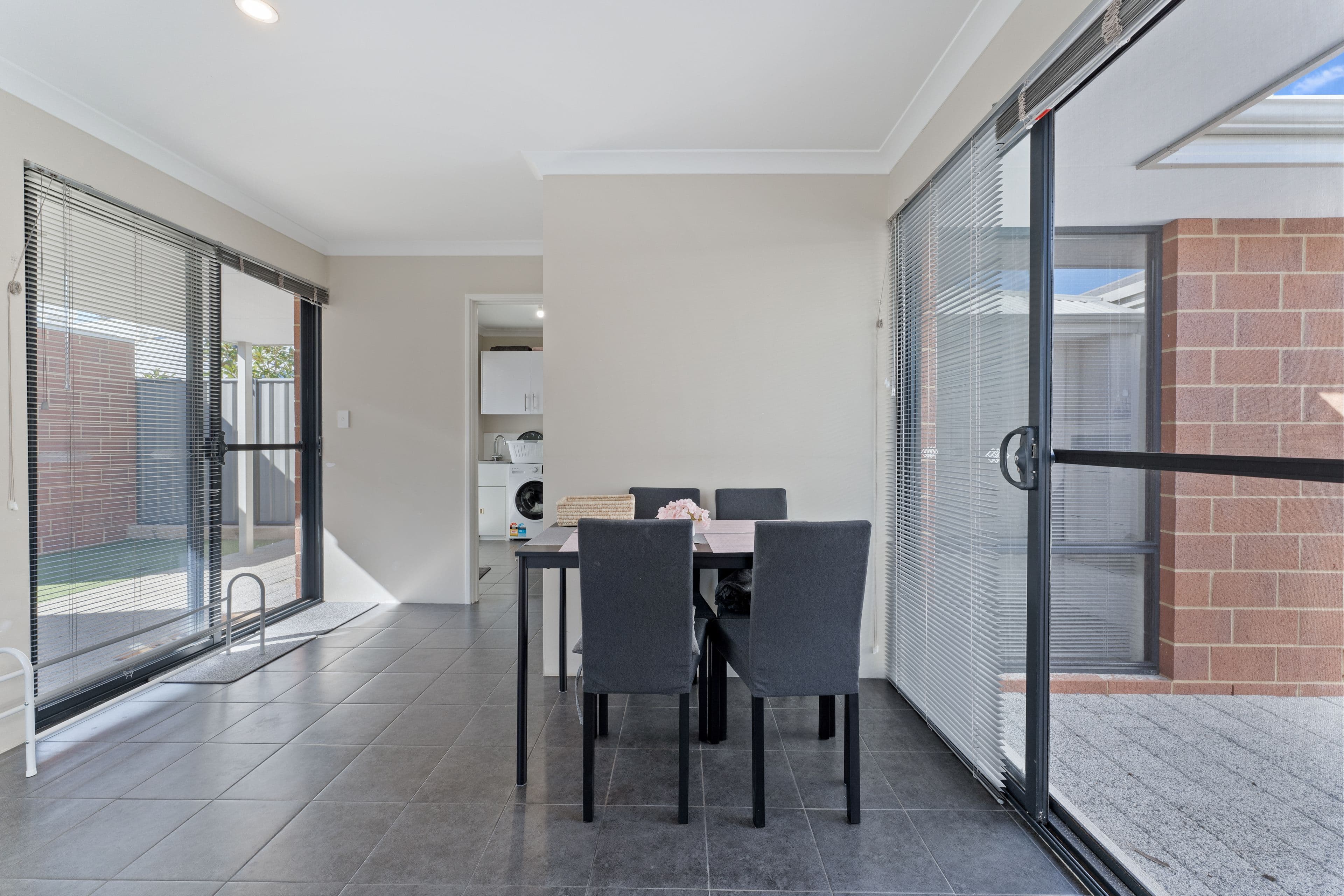 131 Aldersyde Meander, Baldivis WA 6171, Baldivis - Thumbnail 7
