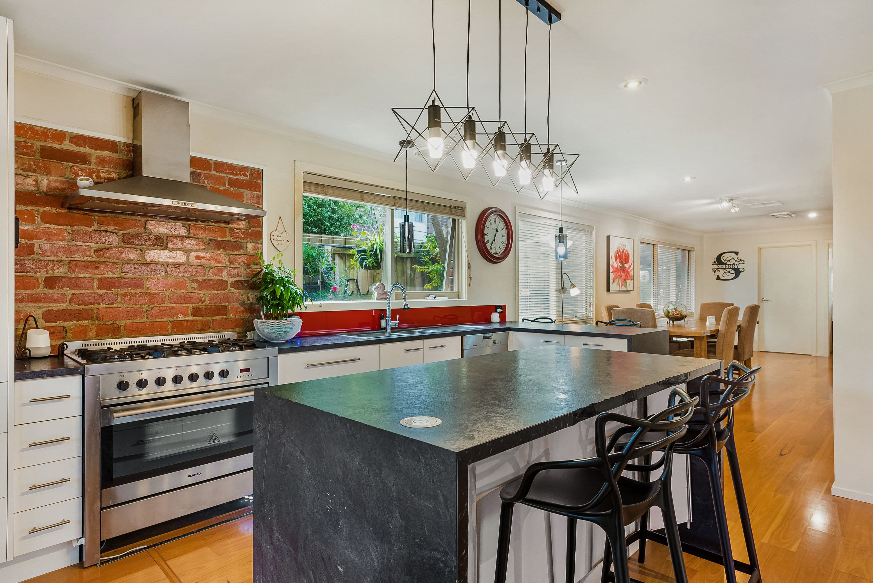 15 Bryden Drive, Ferntree Gully VIC 3156, Ferntree Gully - Thumbnail 3