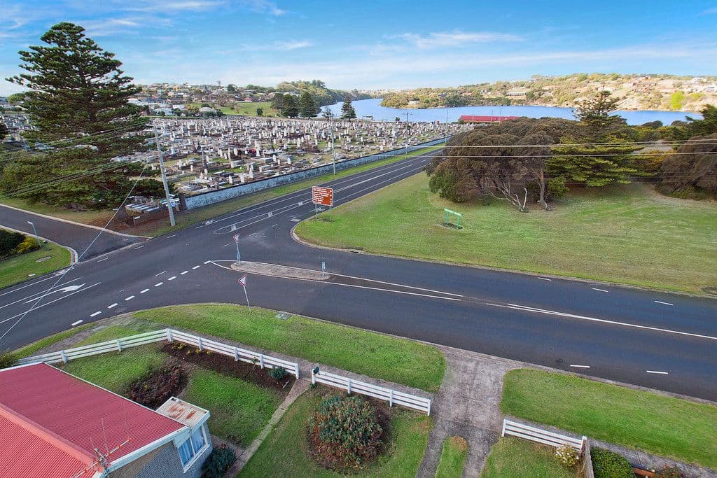 45 Hopkins Road, WARRNAMBOOL VIC 3280, Yarrambat - Thumbnail 2