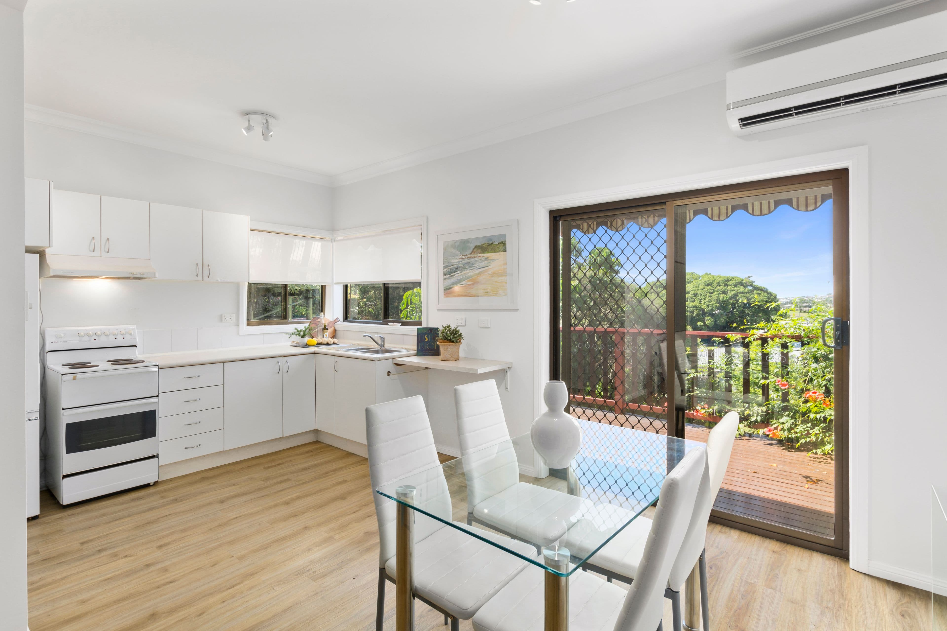 12 Roxburgh Avenue, Thirroul - Thumbnail 7