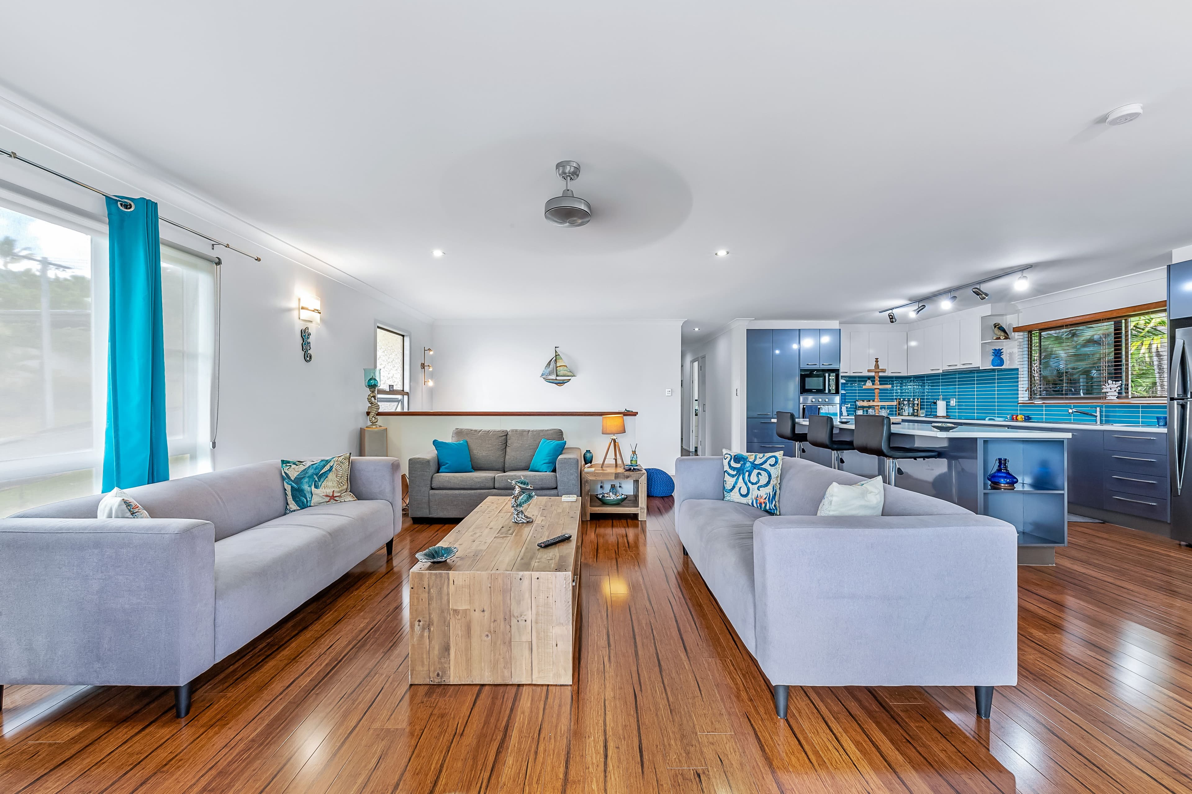2 Wambiri Street, Cannonvale QLD 4802, Cannonvale - Thumbnail 4