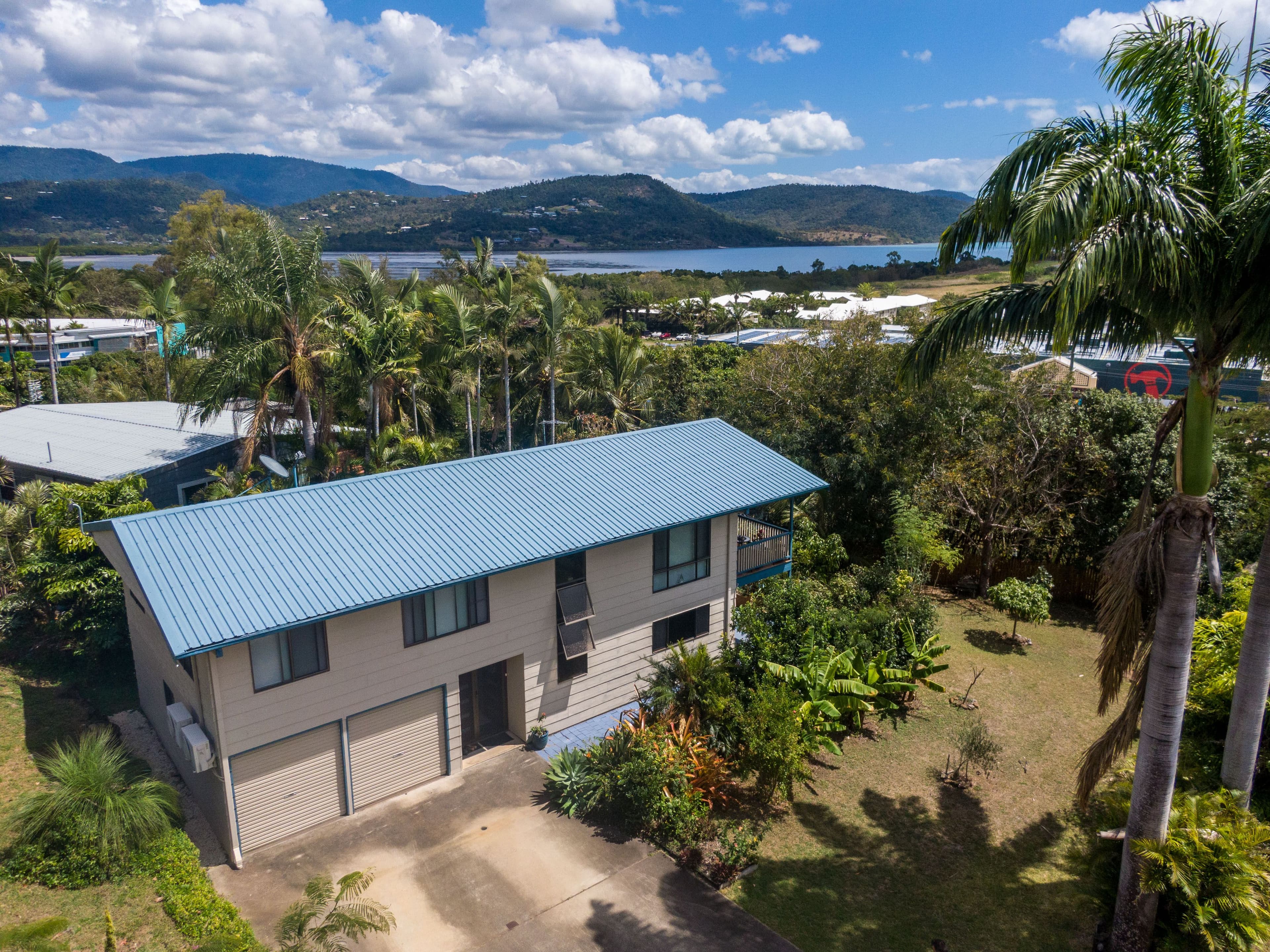 2 Wambiri Street, Cannonvale QLD 4802, Cannonvale - Thumbnail 8