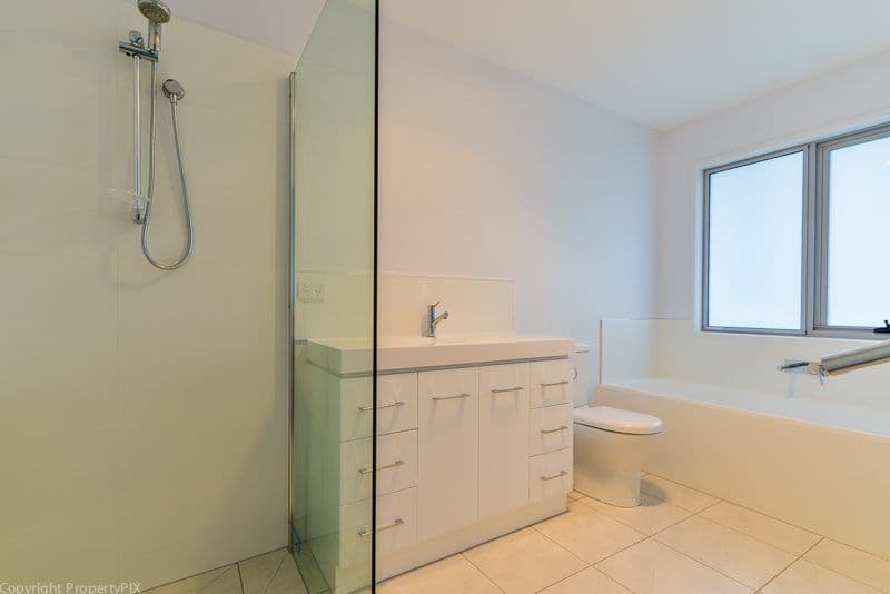 52 Malunna Road, LINDISFARNE TAS 7015, Lindisfarne - Thumbnail 6