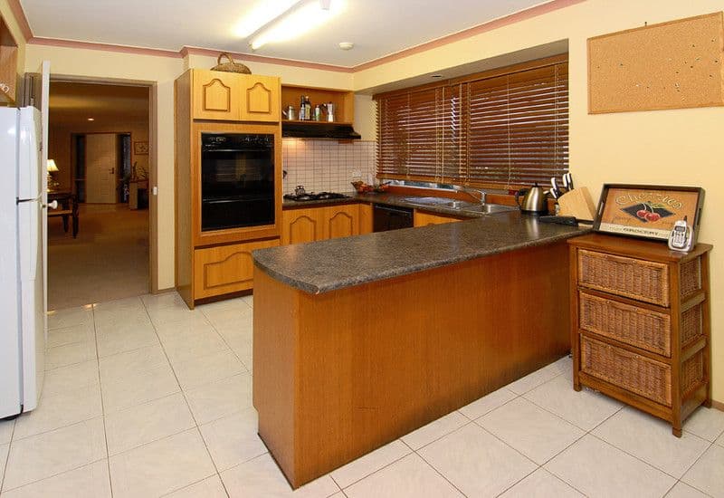 11 Paramount Court, TULLAMARINE VIC 3043, Tullamarine - Thumbnail 2