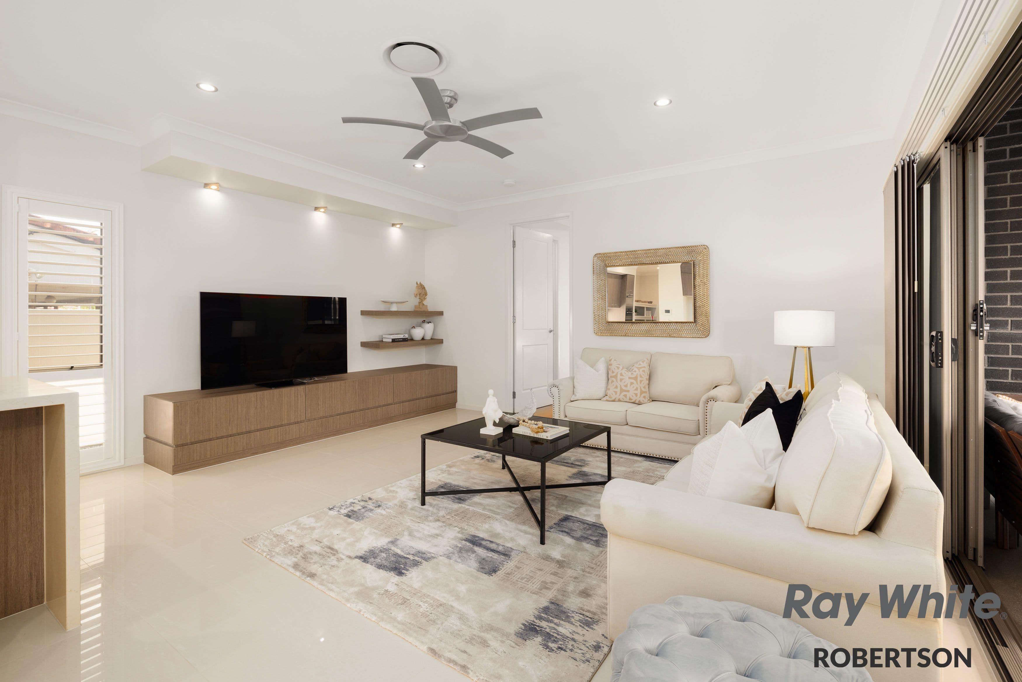 8 Thames Street, Macgregor QLD 4109, Macgregor - Thumbnail 6