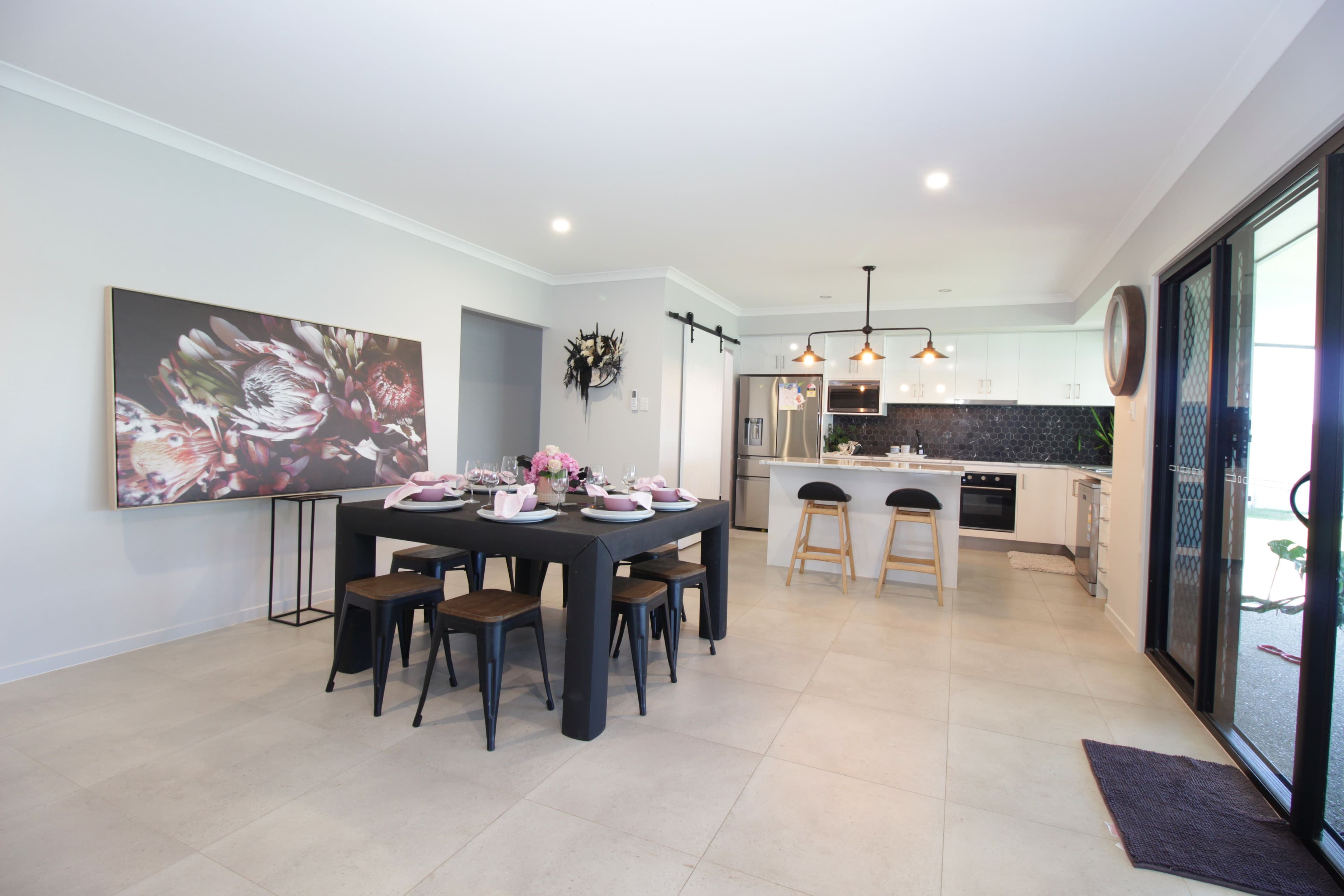 76 Canterbury Road, Emerald QLD 4720, Emerald - Thumbnail 4