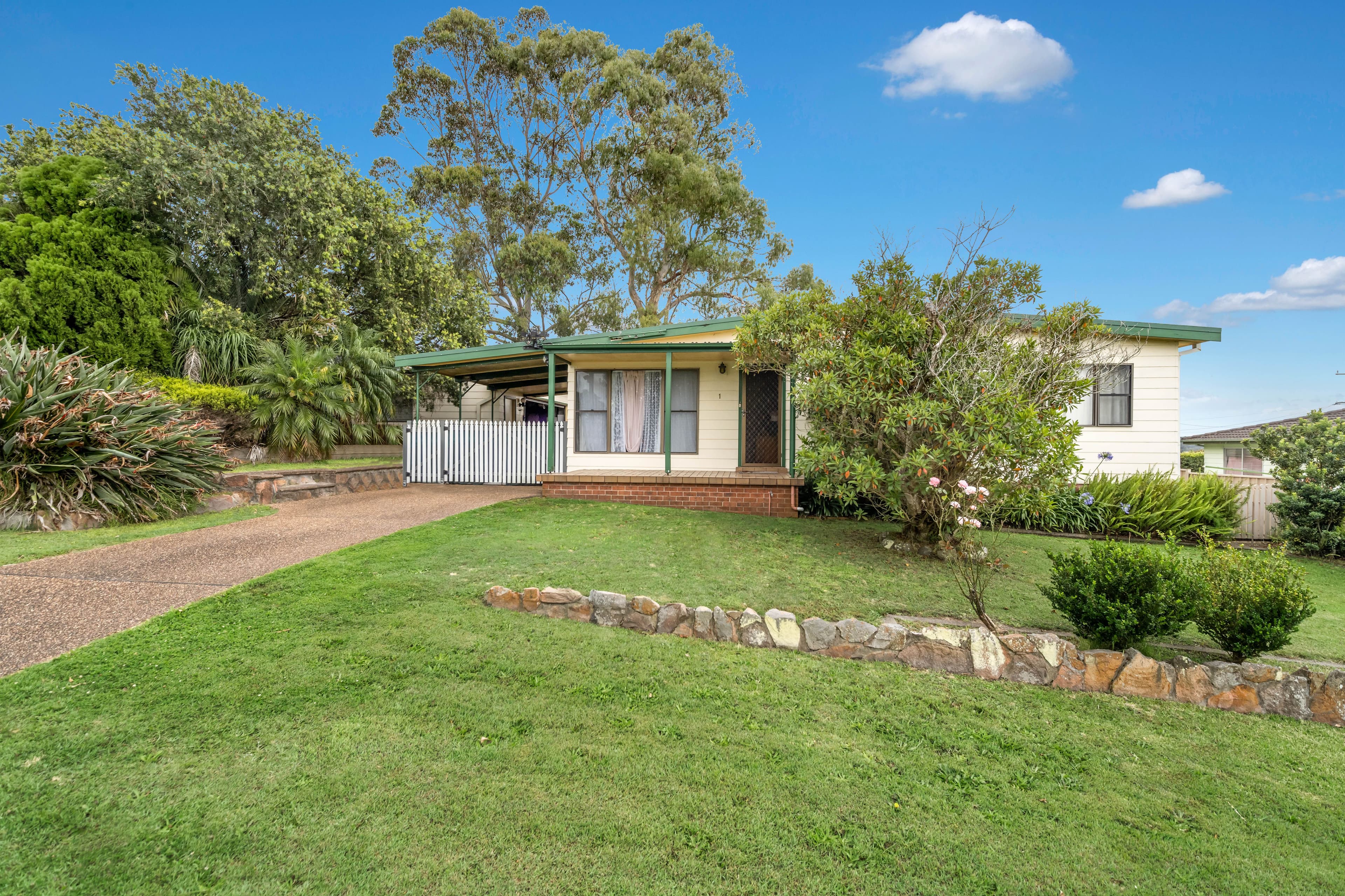 1 Aroona Street, Edgeworth NSW 2285, Edgeworth - Image 1