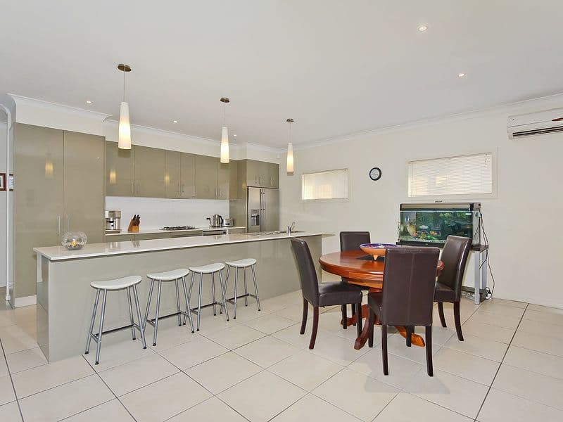 15 Emerson Drive, BONOGIN QLD 4213, Bonogin - Thumbnail 4
