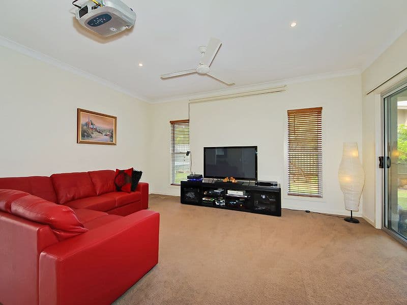 15 Emerson Drive, BONOGIN QLD 4213, Bonogin - Thumbnail 5
