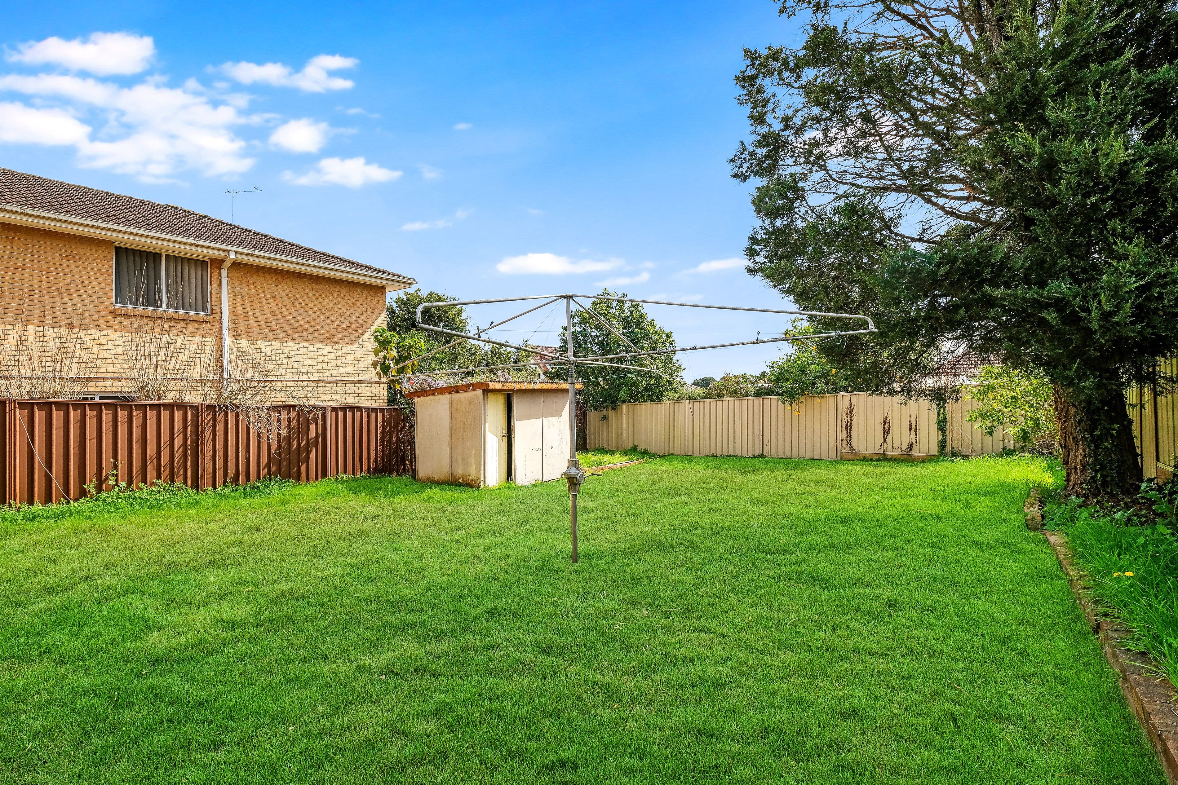 18 Meadowland Road, Peakhurst NSW 2210, Peakhurst - Thumbnail 2