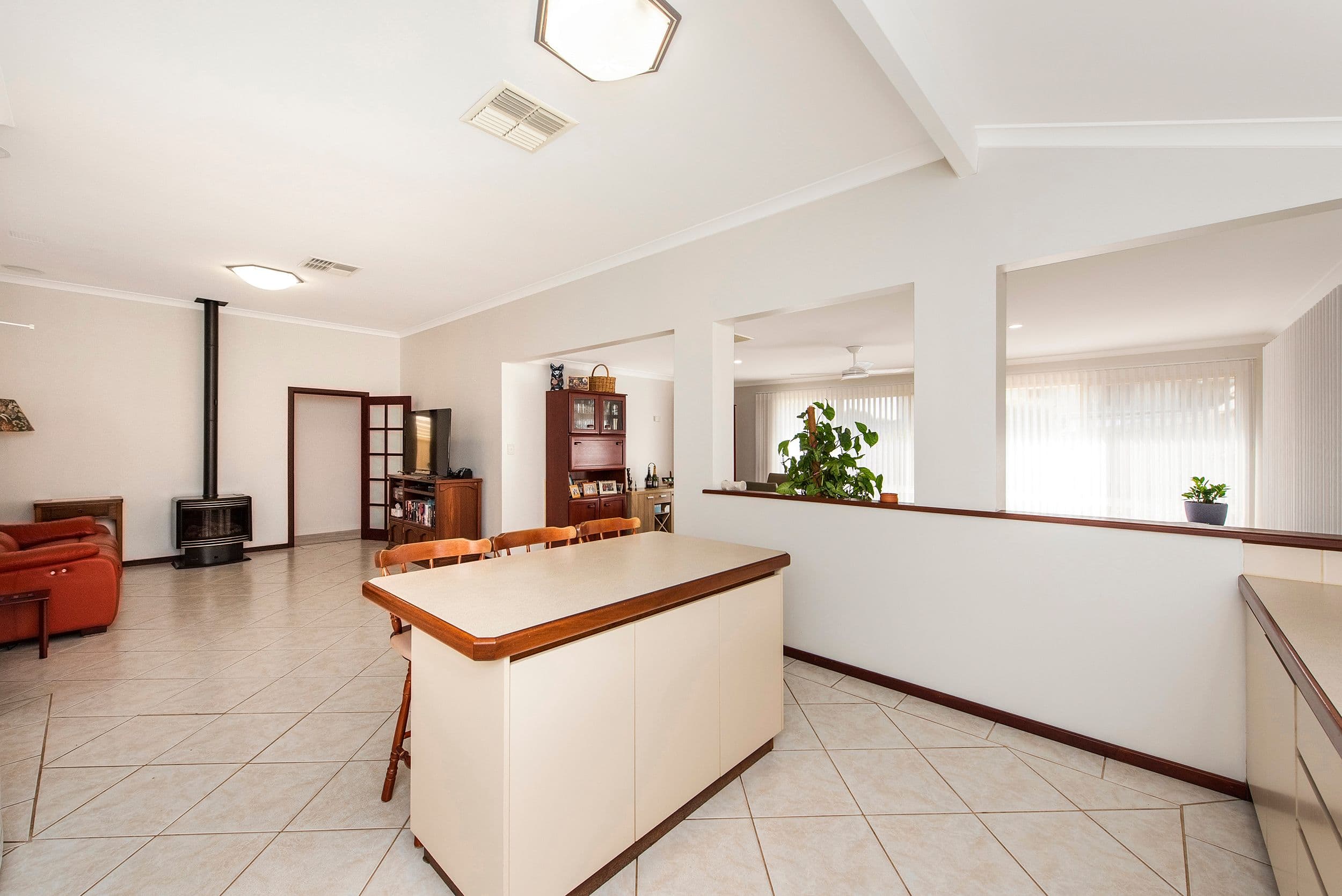 54 Cumberland Way, Waikiki WA 6169, Waikiki - Thumbnail 3