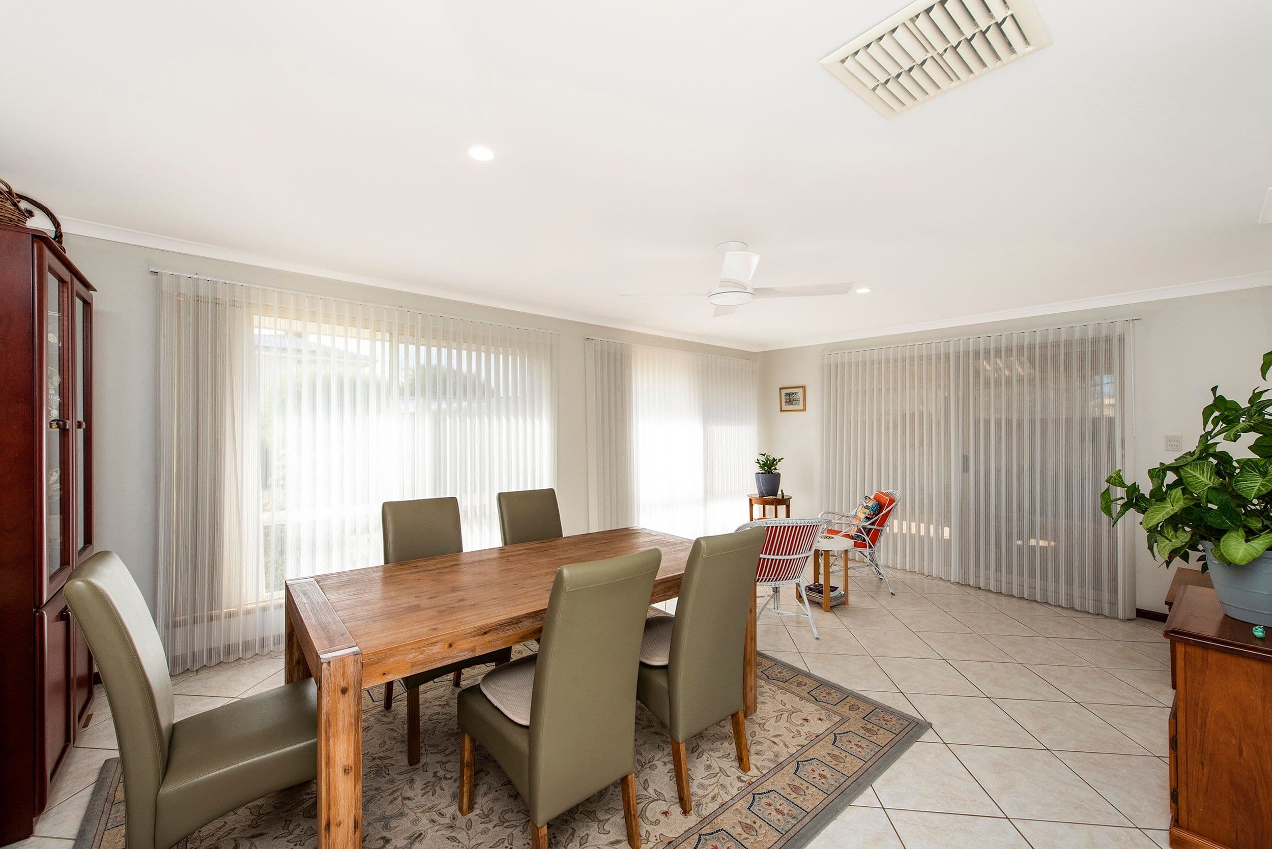 54 Cumberland Way, Waikiki WA 6169, Waikiki - Thumbnail 4