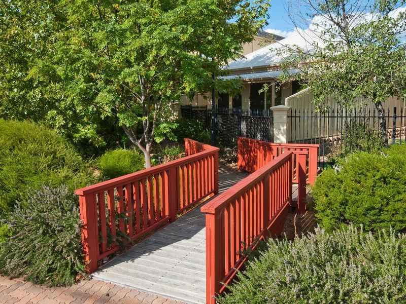 6301 / 228 La Trobe Street, Melbourne, Melbourne - Image 1