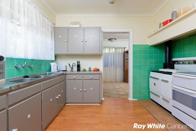 22 Tallara Parkway, NARRABUNDAH ACT 2604, Narrabundah - Thumbnail 4