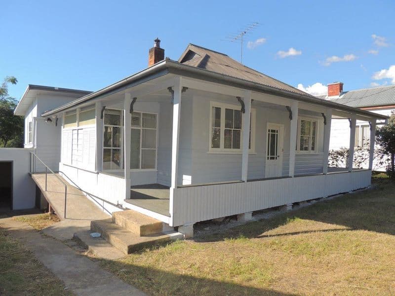 6 Cowper Street, Gloucester - Image 1