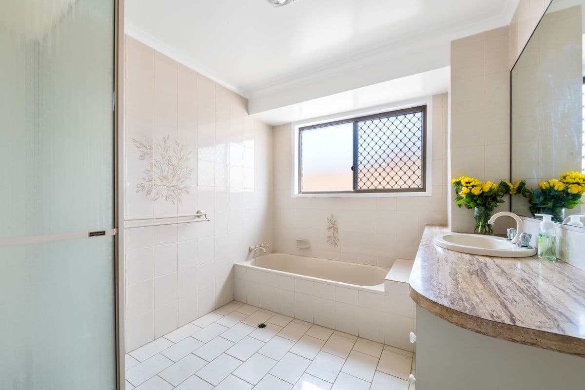 31 Jull Drive, Centenary Heights QLD 4350, Centenary Heights - Thumbnail 4