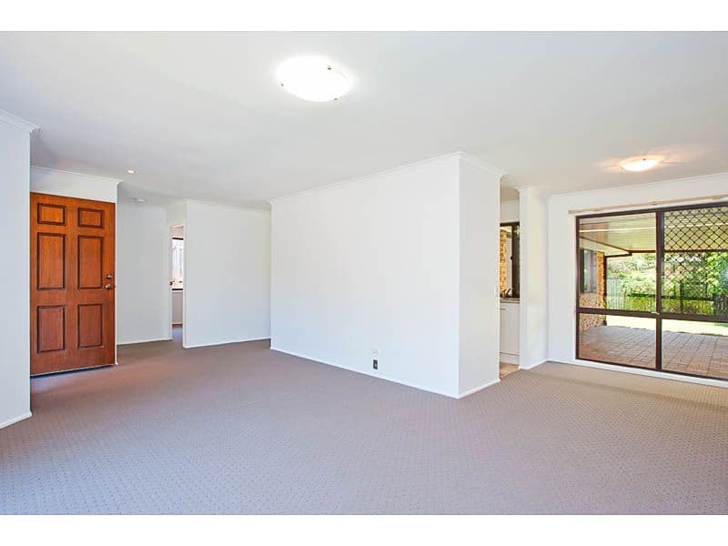 112 Delavan Street, WISHART QLD 4122, Wishart - Thumbnail 2