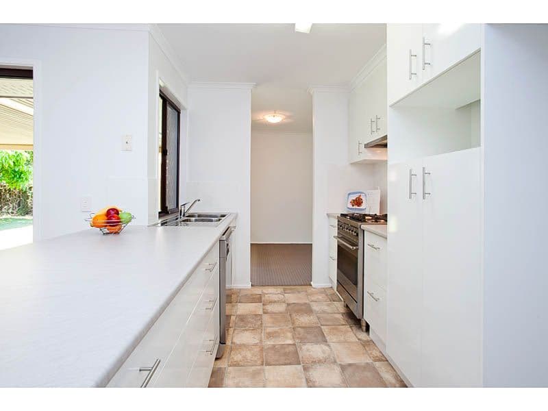 112 Delavan Street, WISHART QLD 4122, Wishart - Thumbnail 3