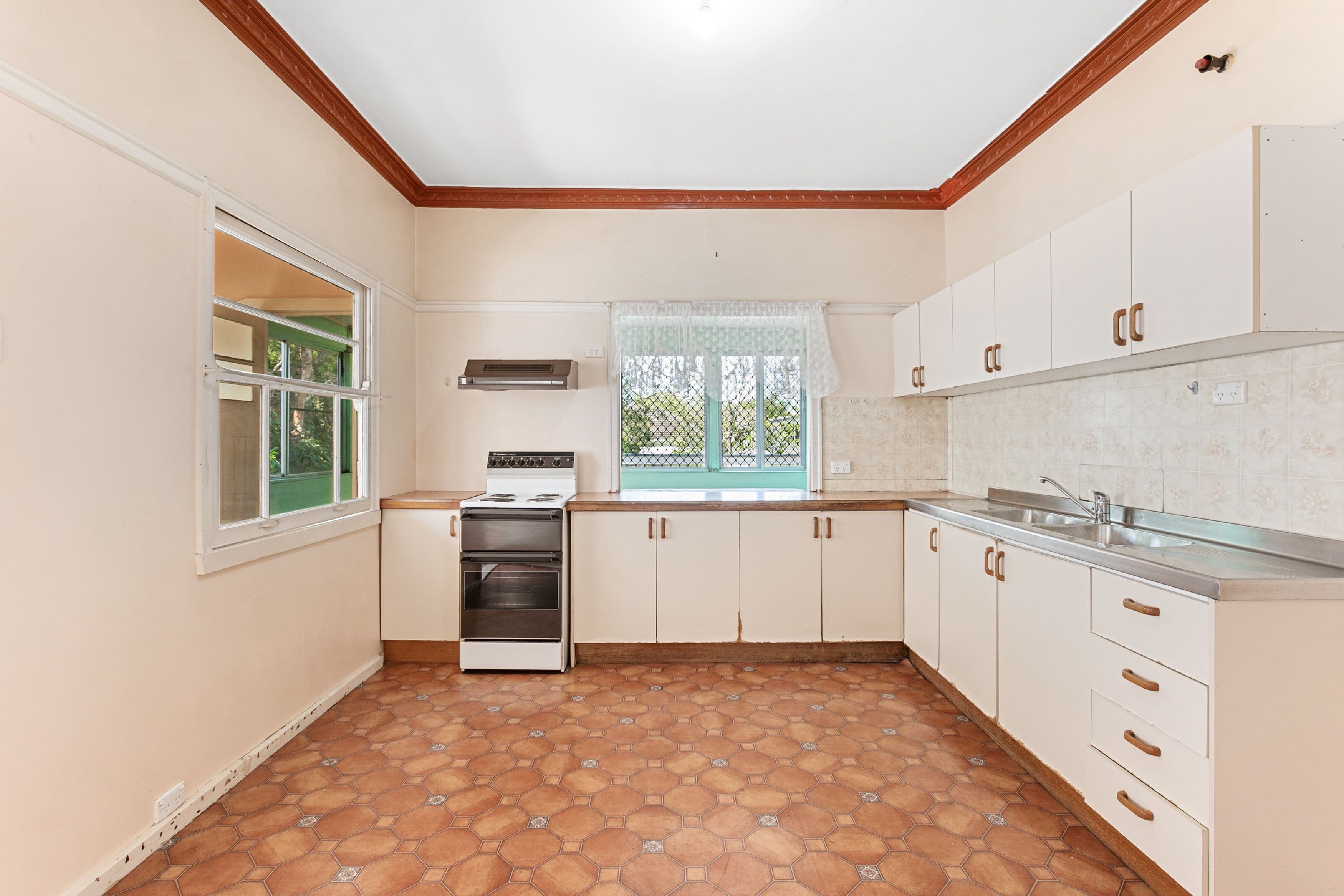 22 Donald Street, Woody Point QLD 4019, Woody Point - Thumbnail 7