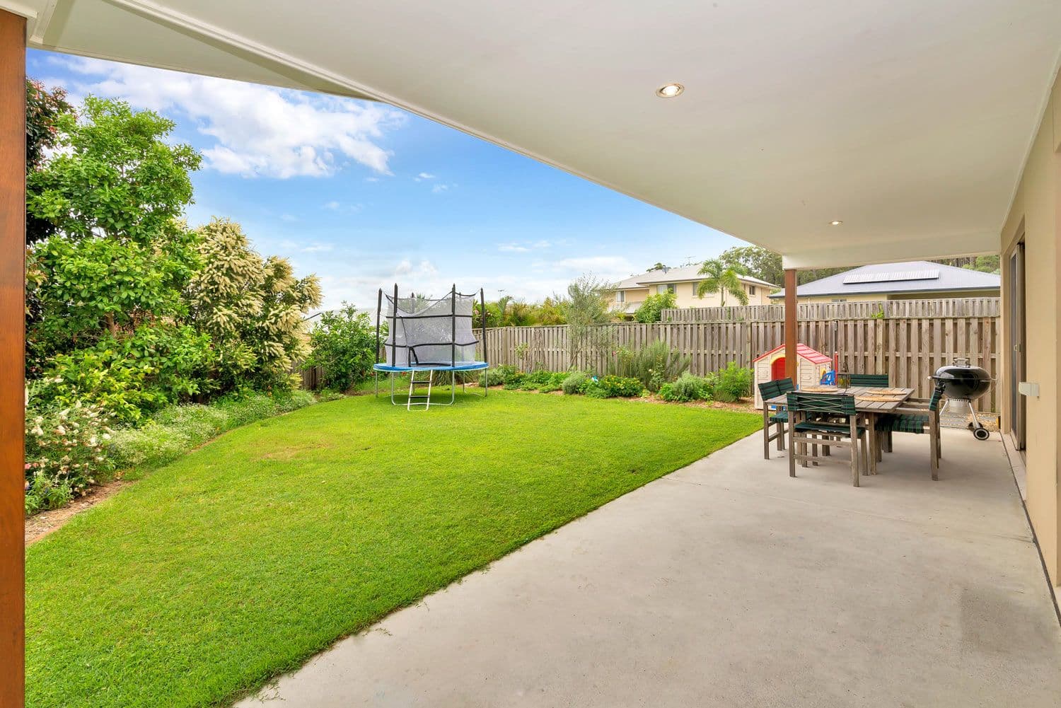 18 Conestoga Way, Upper Coomera QLD 4209, Upper Coomera - Thumbnail 2