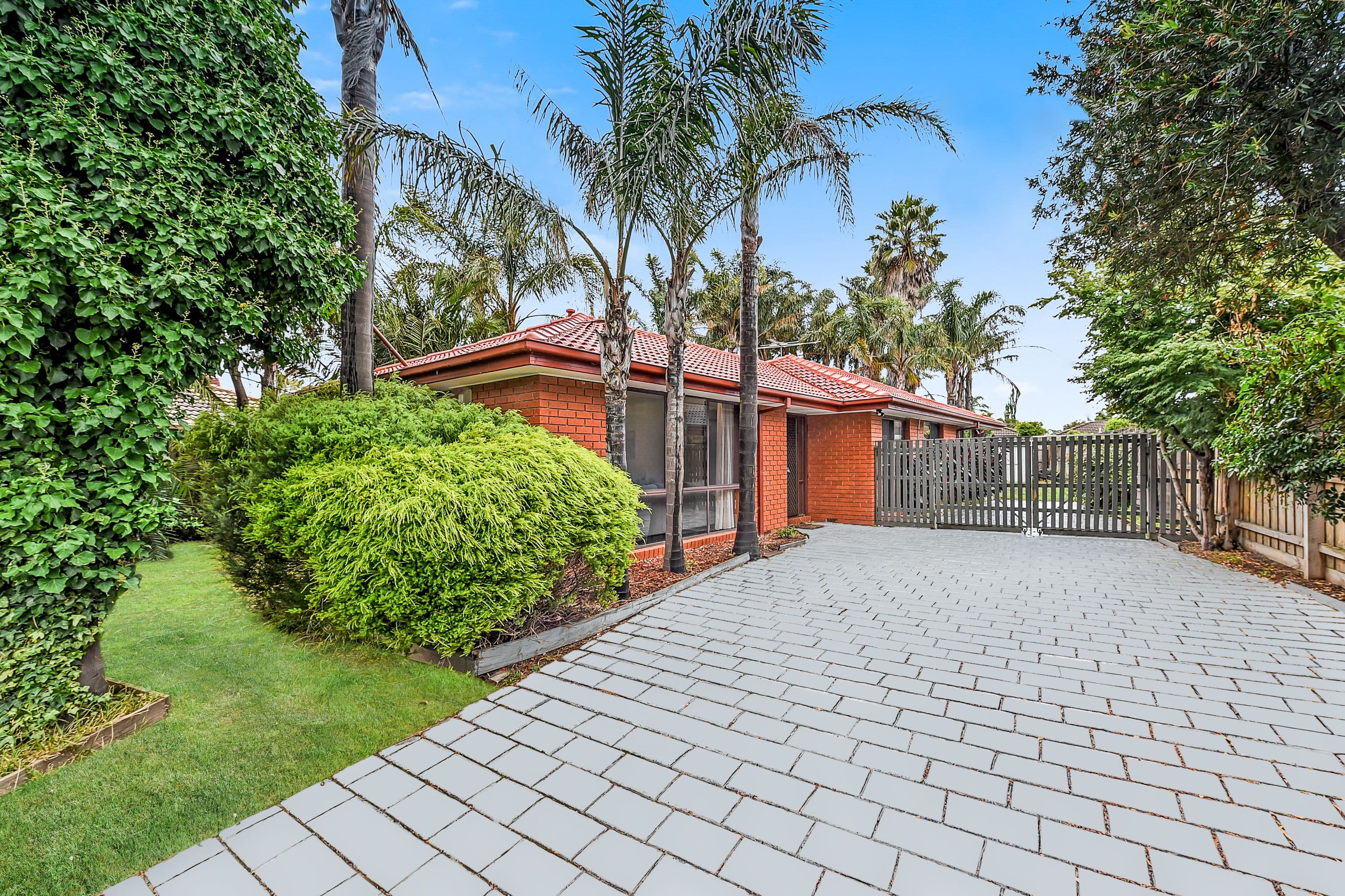 2 Glyndon Court, Seaford VIC 3198, Seaford - Image 1