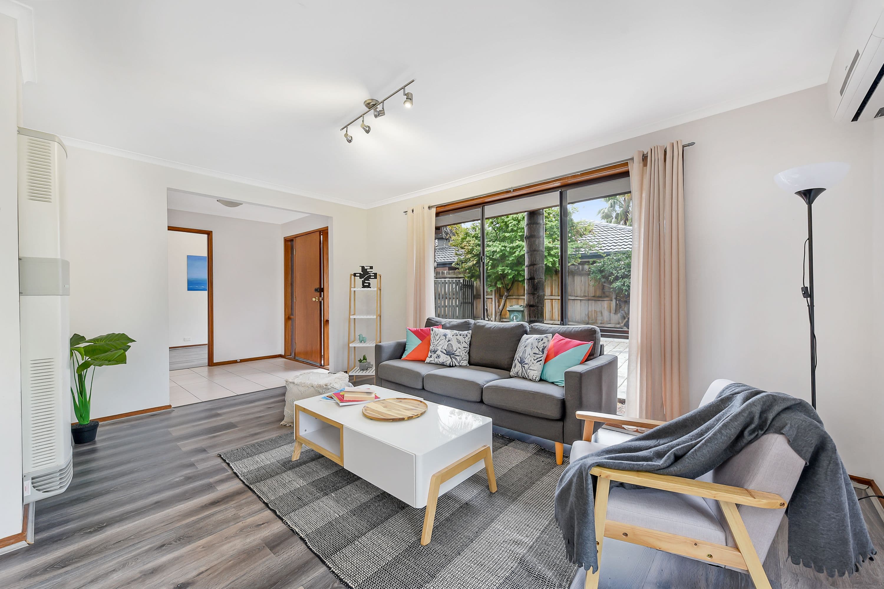 2 Glyndon Court, Seaford VIC 3198, Seaford - Thumbnail 2