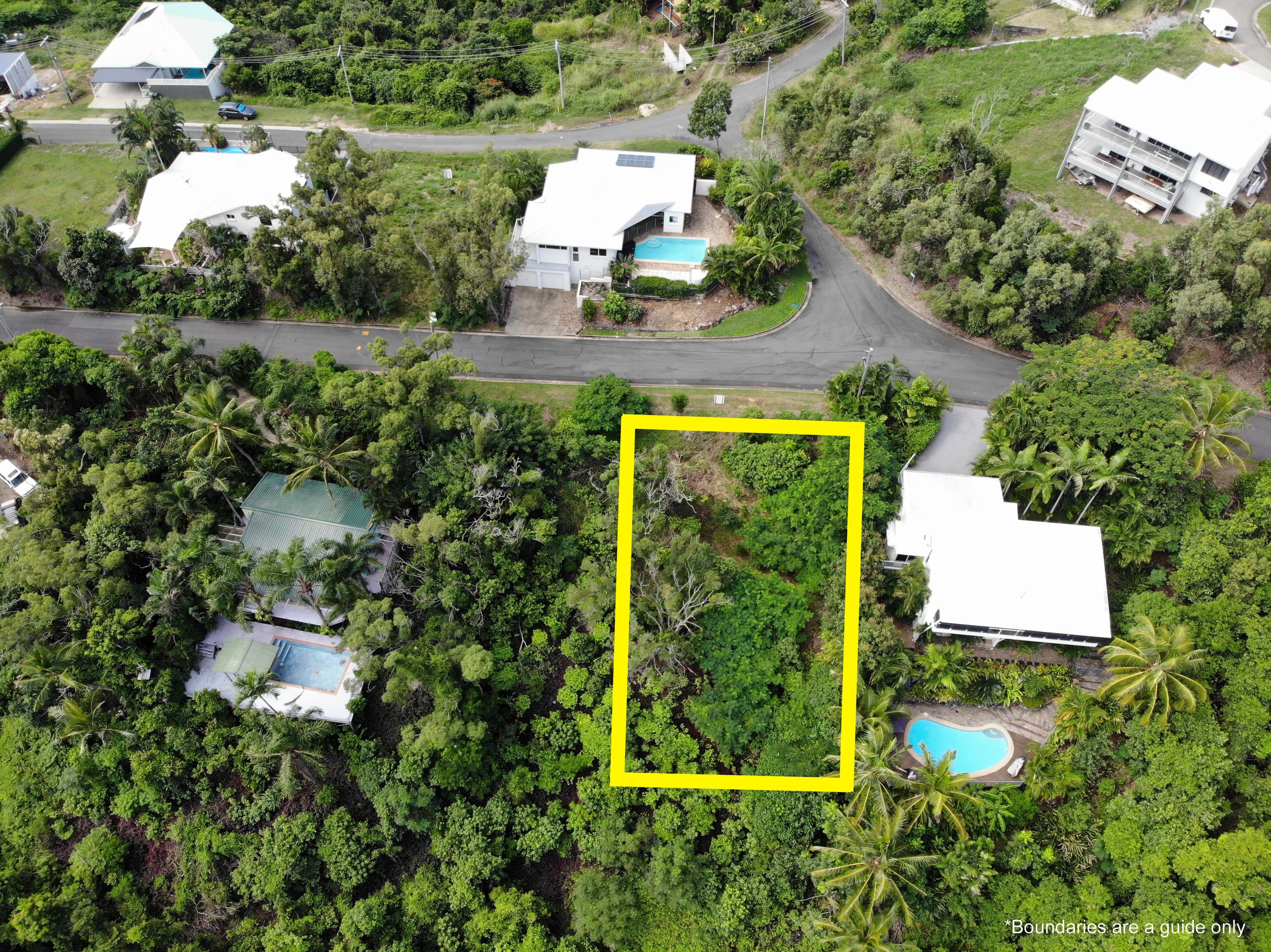 14 Harbour Avenue, Shute Harbour QLD 4802, Shute Harbour - Thumbnail 6