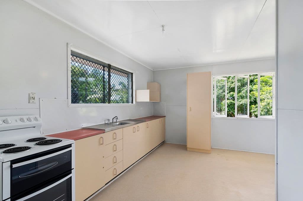 32 Grevillea Drive, Varsity Lakes QLD 4227, Varsity Lakes - Thumbnail 4