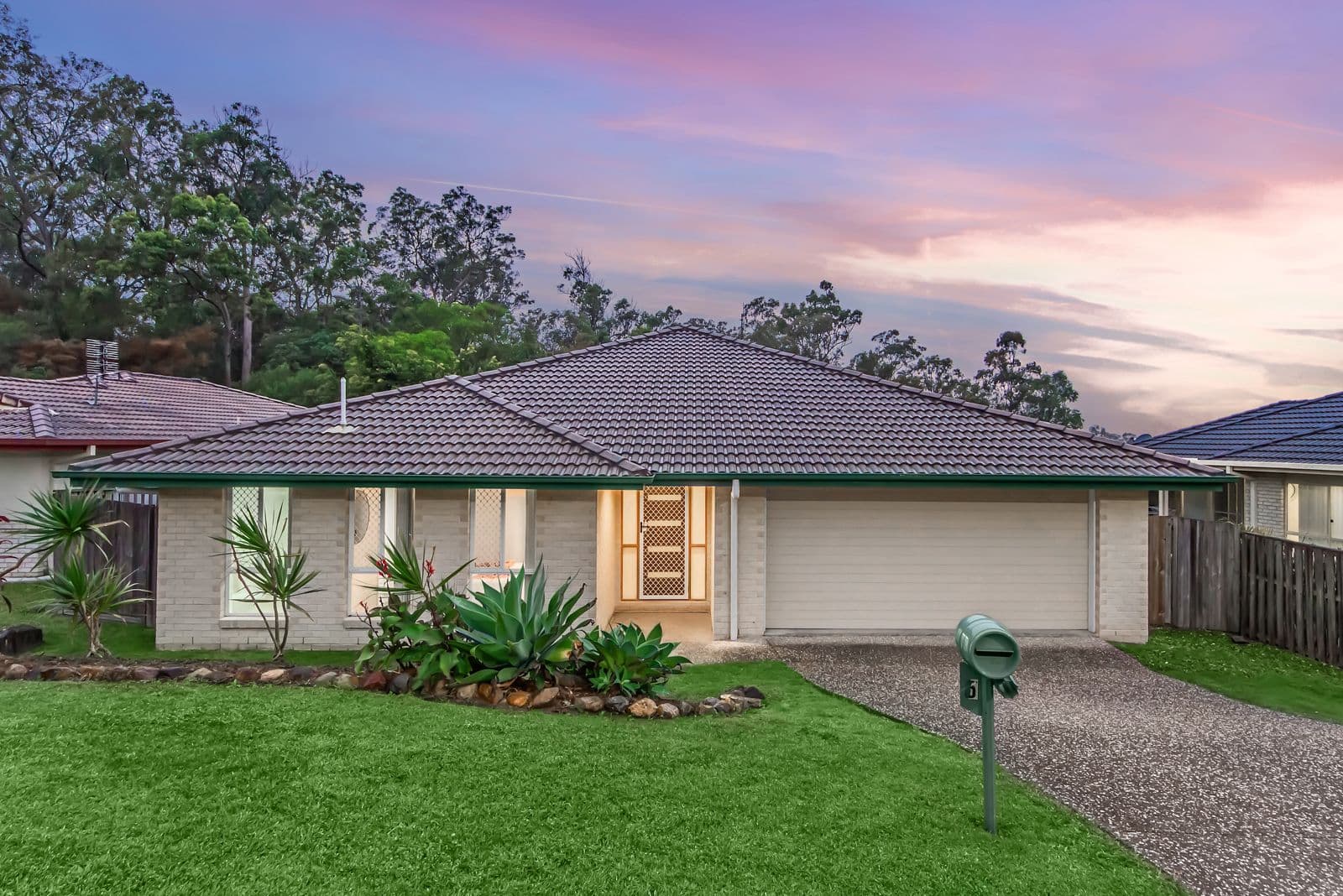5 Coomera Heights Drive, Pimpama QLD 4209, Pimpama - Thumbnail 2