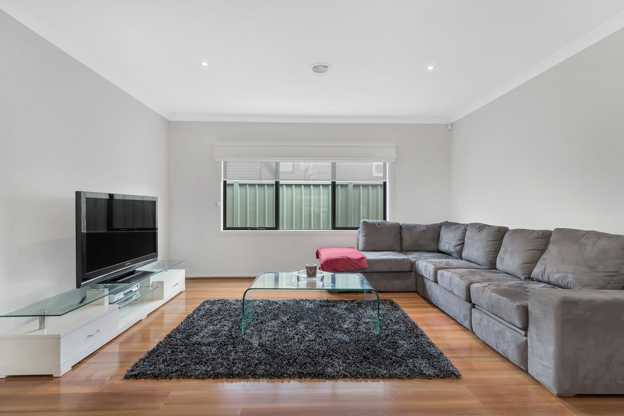 3 Walbrook Drive, Wyndham Vale VIC 3024, Wyndham Vale - Thumbnail 2
